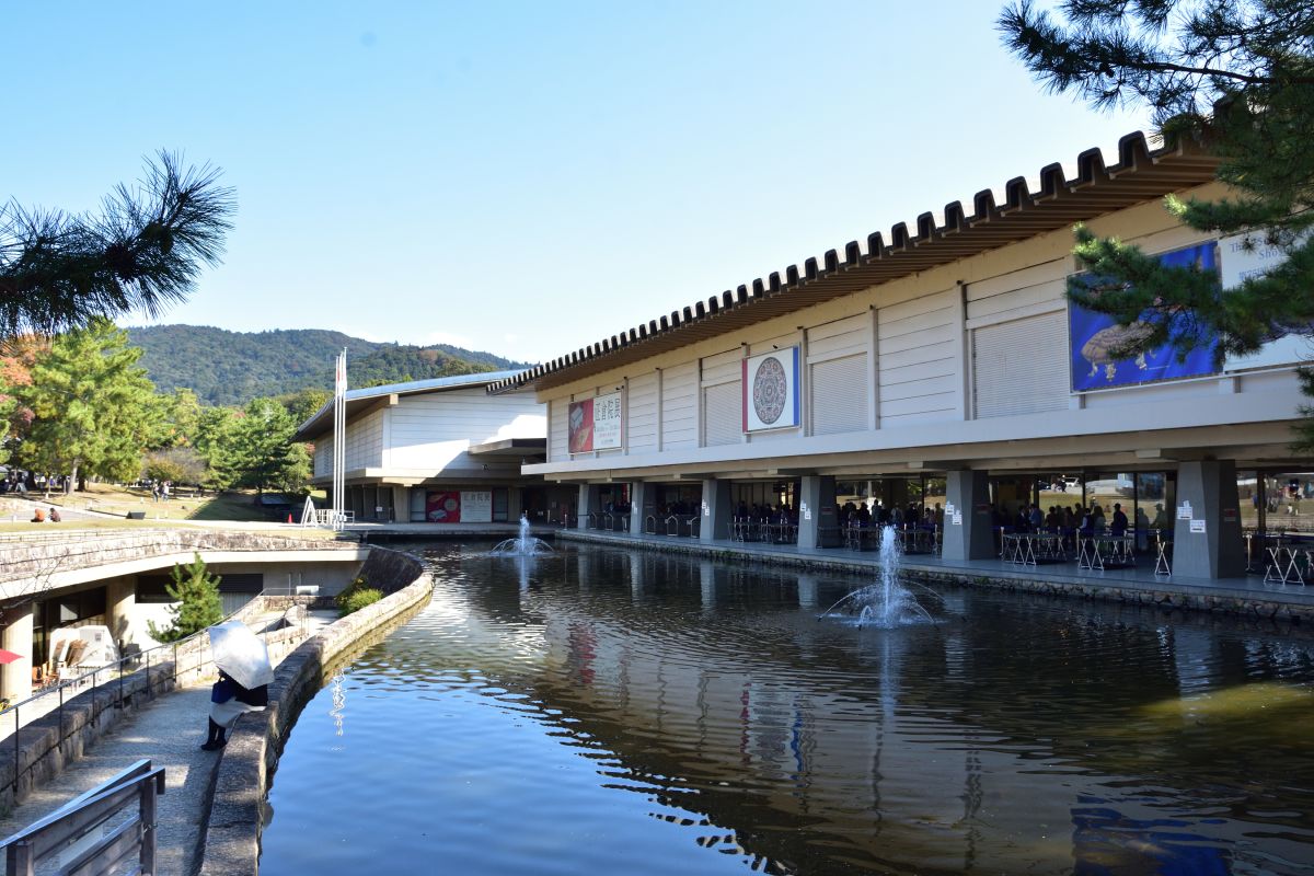 奈良国立博物館を徹底解説！国宝や常設展示は？ アクセスや