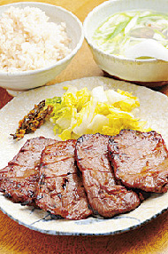 炭焼き牛たん おやま