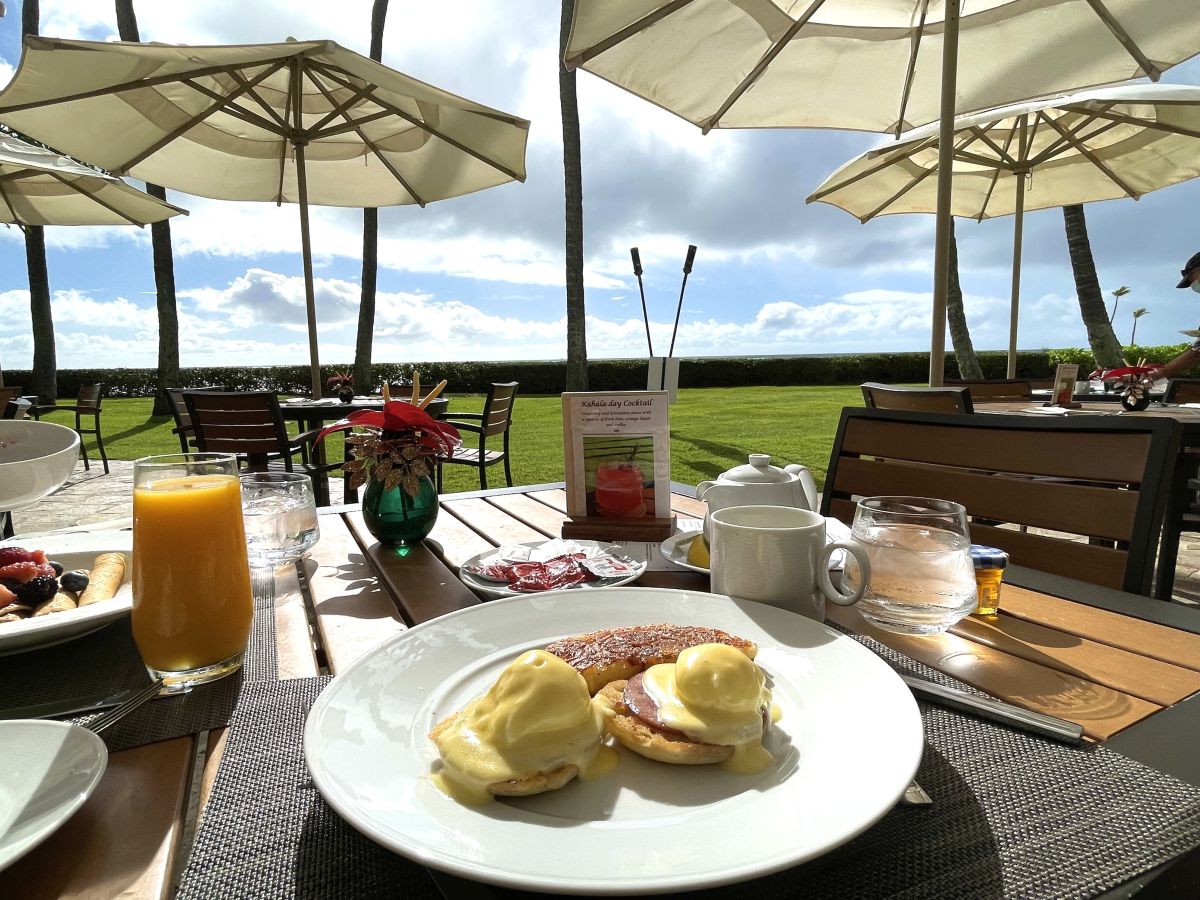 アラカルトで注文したクラシック・エッグベネディクト