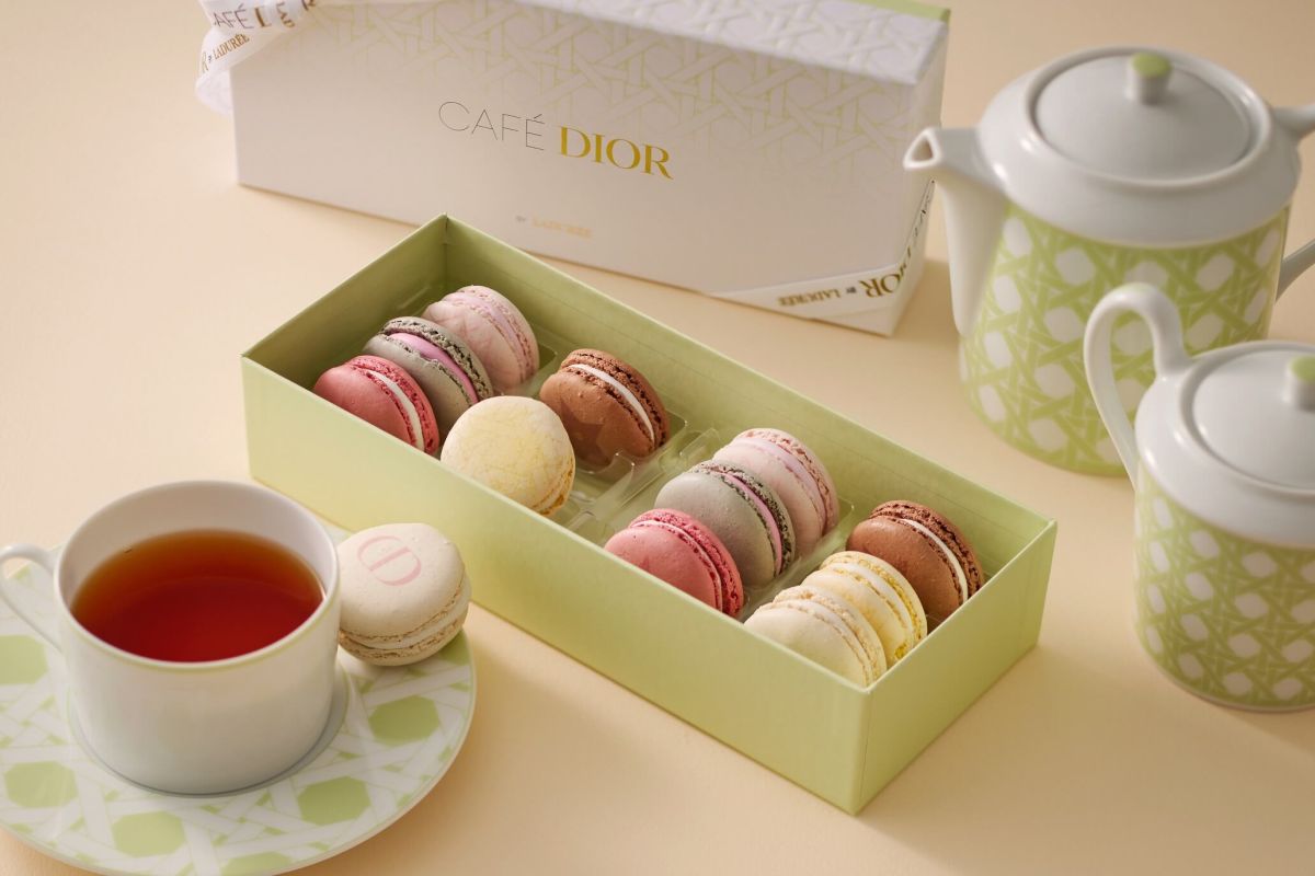 マカロン ギフト ボックス 　12個入り 6,600円