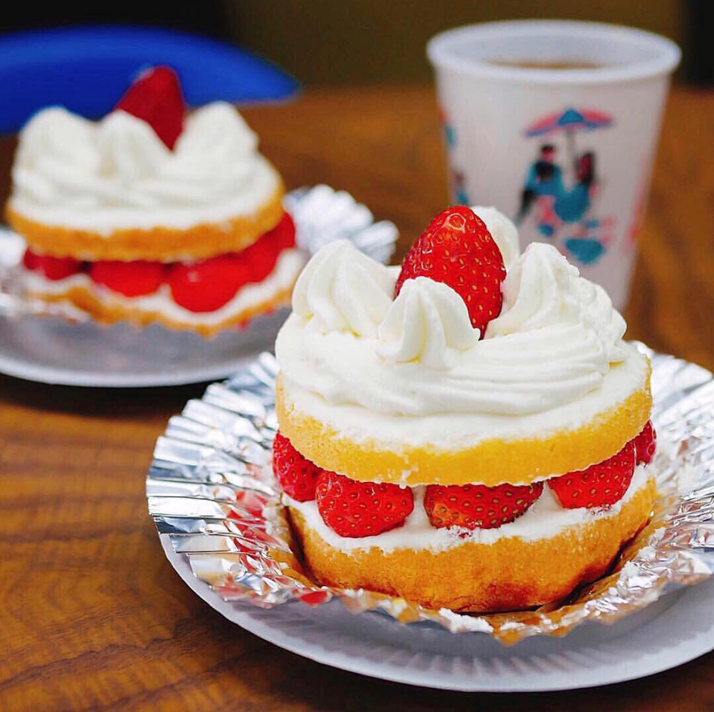 「苺サンドショート」1080円