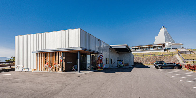 【長野県小諸市】ワイナリ―とレストランを備える複合施設「STARRACE KOMORO」