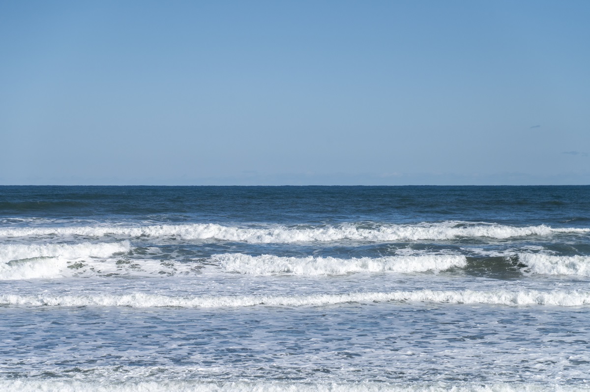 ご祭神タケミカヅチが上陸したと伝わる鹿島灘の明石浜