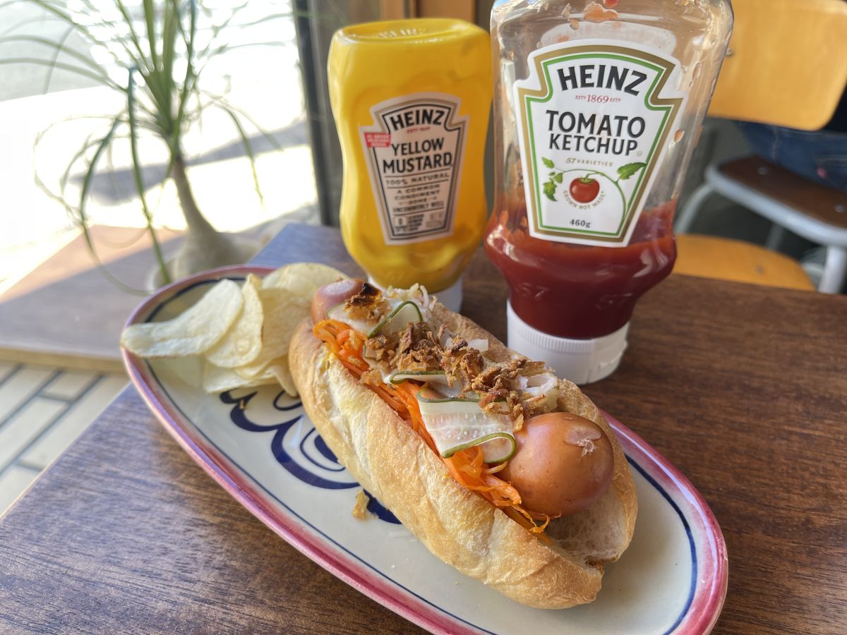 「ホットドッグ」950円