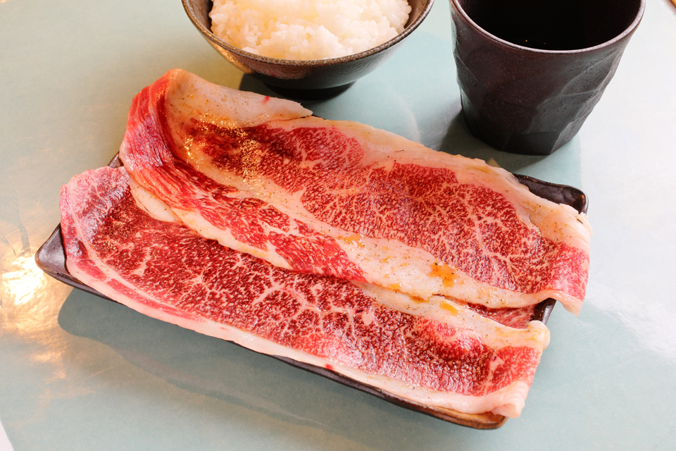 立食焼肉 一穂 第二ビル店