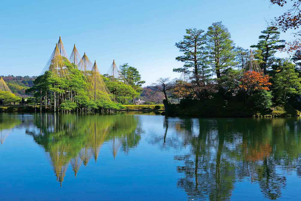 「霞ヶ池・唐崎松（かすみがいけ・からさきのまつ）」