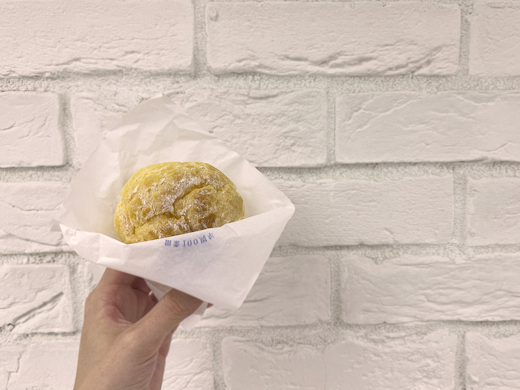 「北海道生クリームシュー」303円