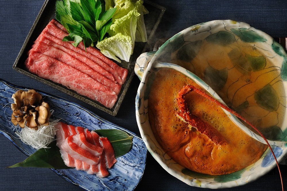 「特別会席」で秋冬に味わえる山海鍋