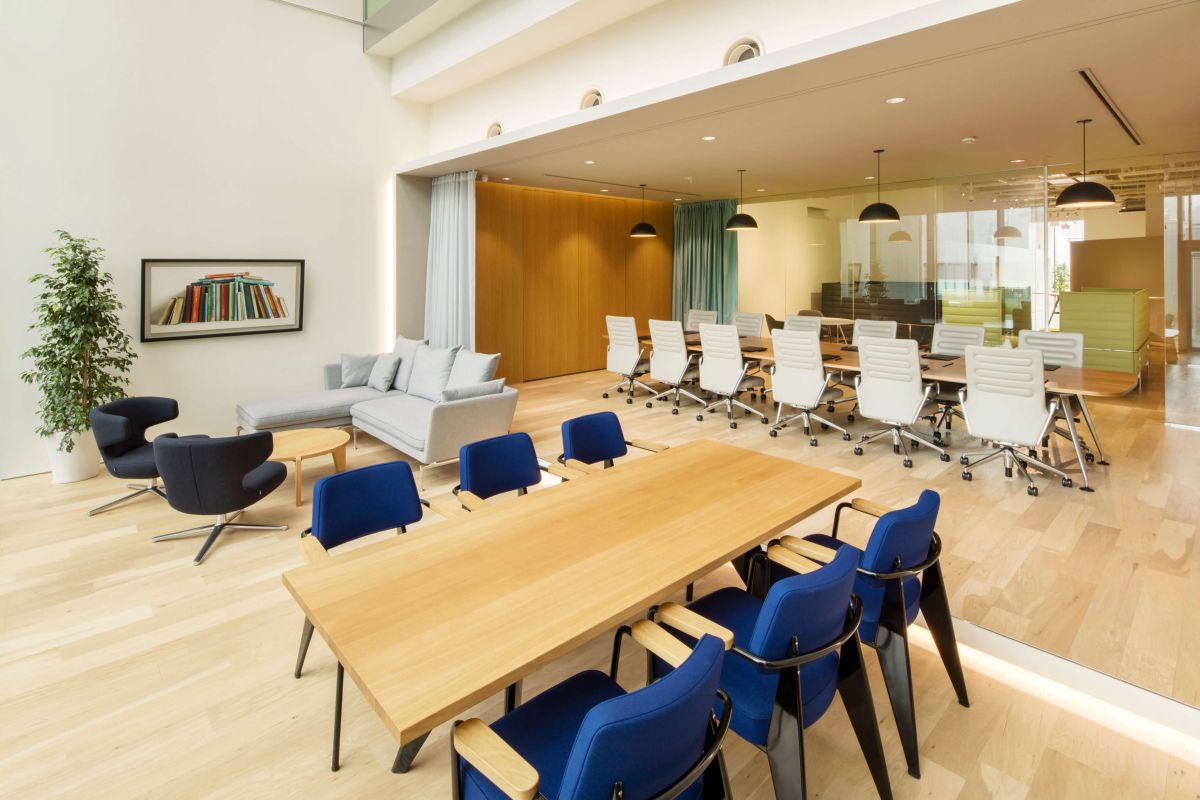 ビジネスラウンジイメージ