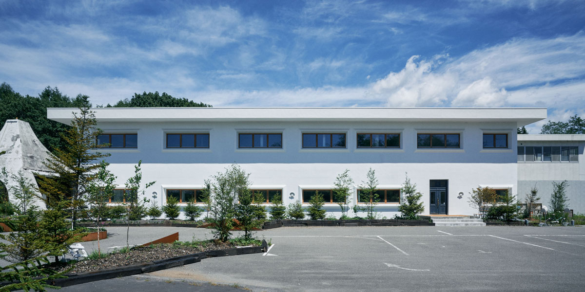 【軽井沢】 北欧家具を扱う「ハルタ」が手がけた新スポット「still（ シュティル）」