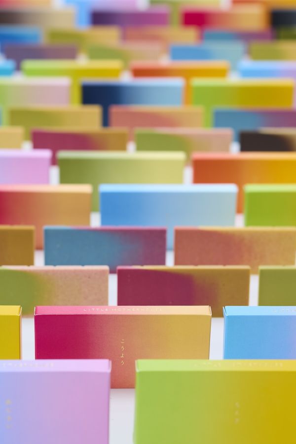 「イロドリチョコレート」各1512円