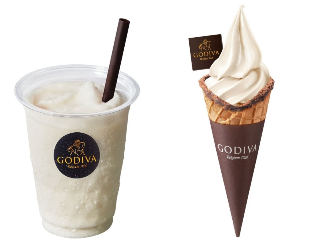 （左）GODIVA「カカオフルーツジュース」643円、（右）「ソフトクリーム カカオフルーツ &ホワイトチョコレート バニラ」703円