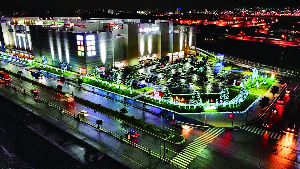 冬季限定でイルミネーションも実施