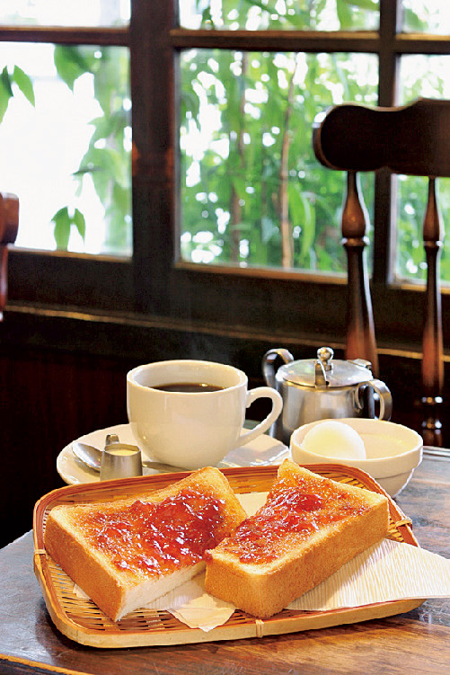 喫茶チロルモーニング