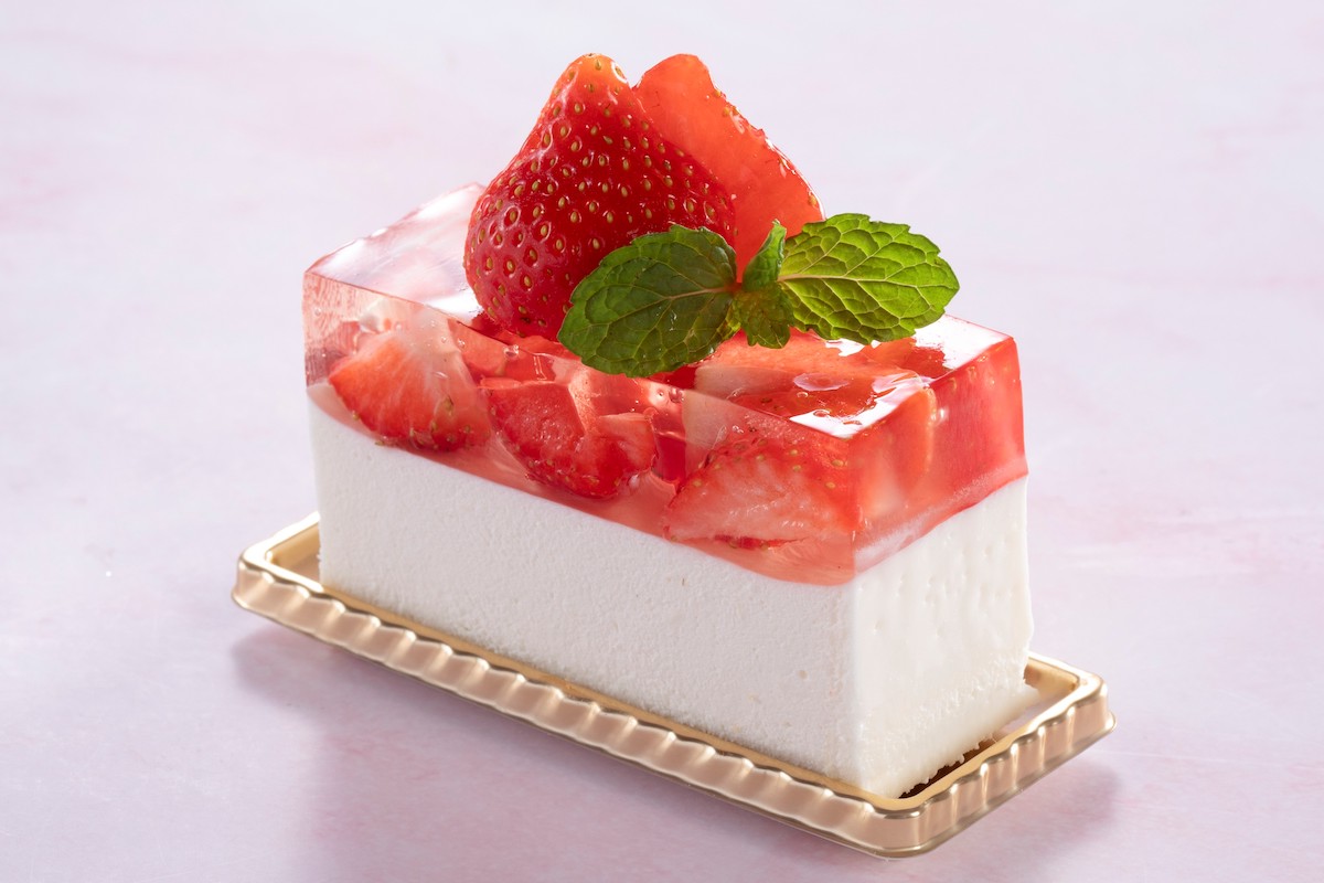 「いちごのレアチーズケーキ」700円
