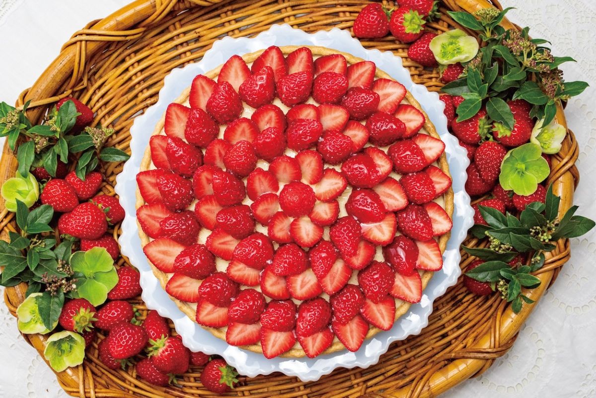 「三重県伊賀市産“伊賀満点星いちご”のタルト」1ホール12744円、1カット1274円/キルフェボン