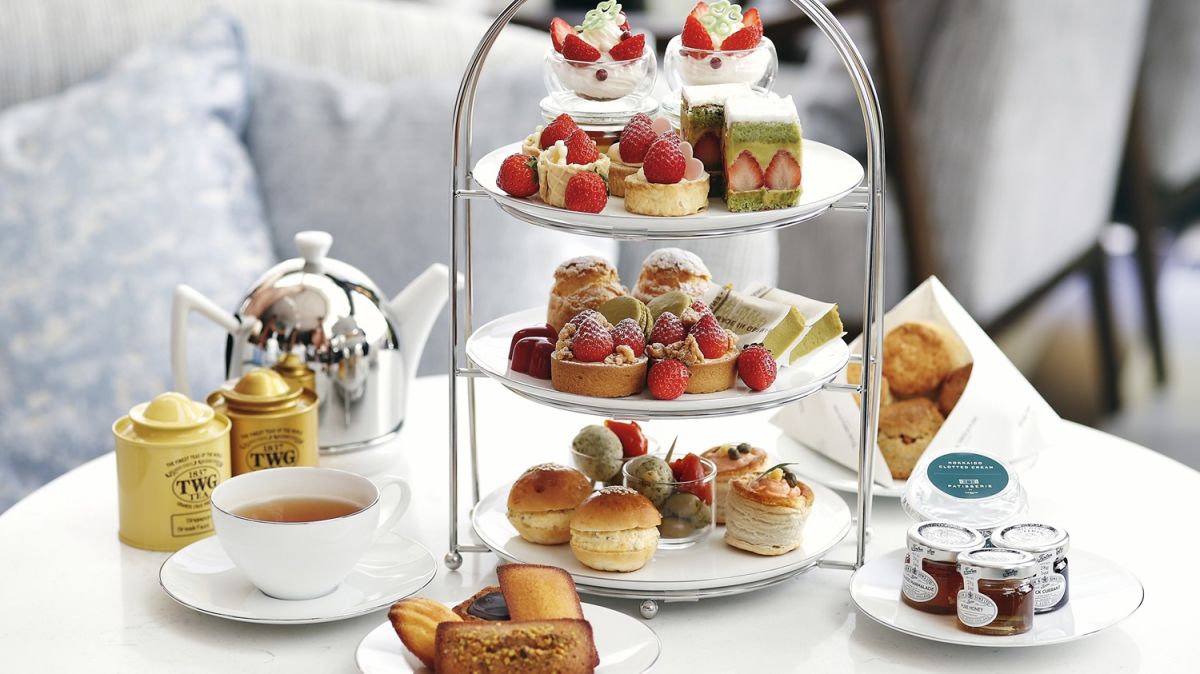 【ウェスティンホテル東京】光あふれるロビーラウンジで楽しむ「ストロベリー＆ピスタチオ アフタヌーンティー」【土・日・祝日限定】