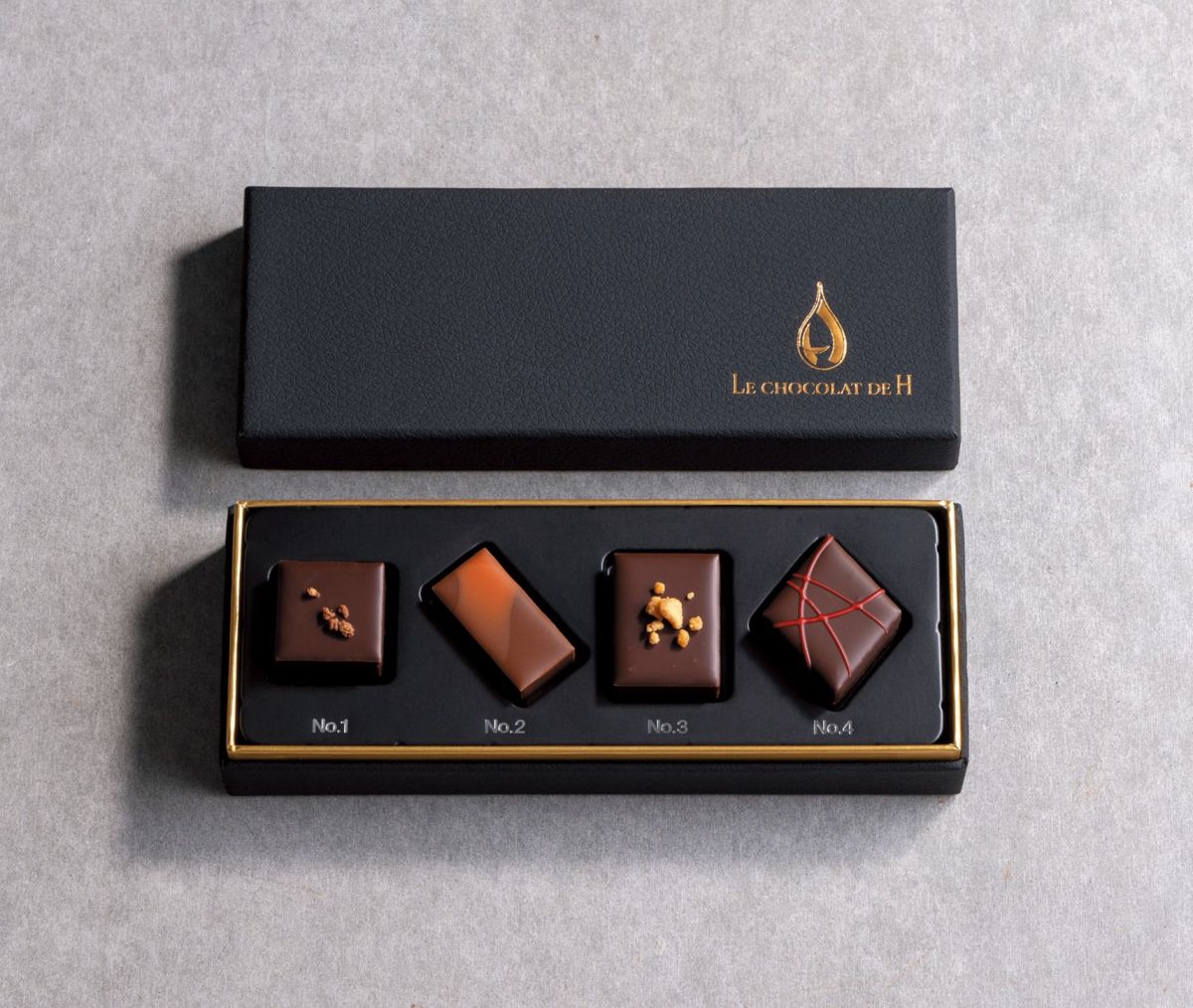 ル ショコラ　ドゥ  アッシュ　＜2/3（土）～＞  「琉球」（4粒入）2501円　※酒使用　※120点販売予定