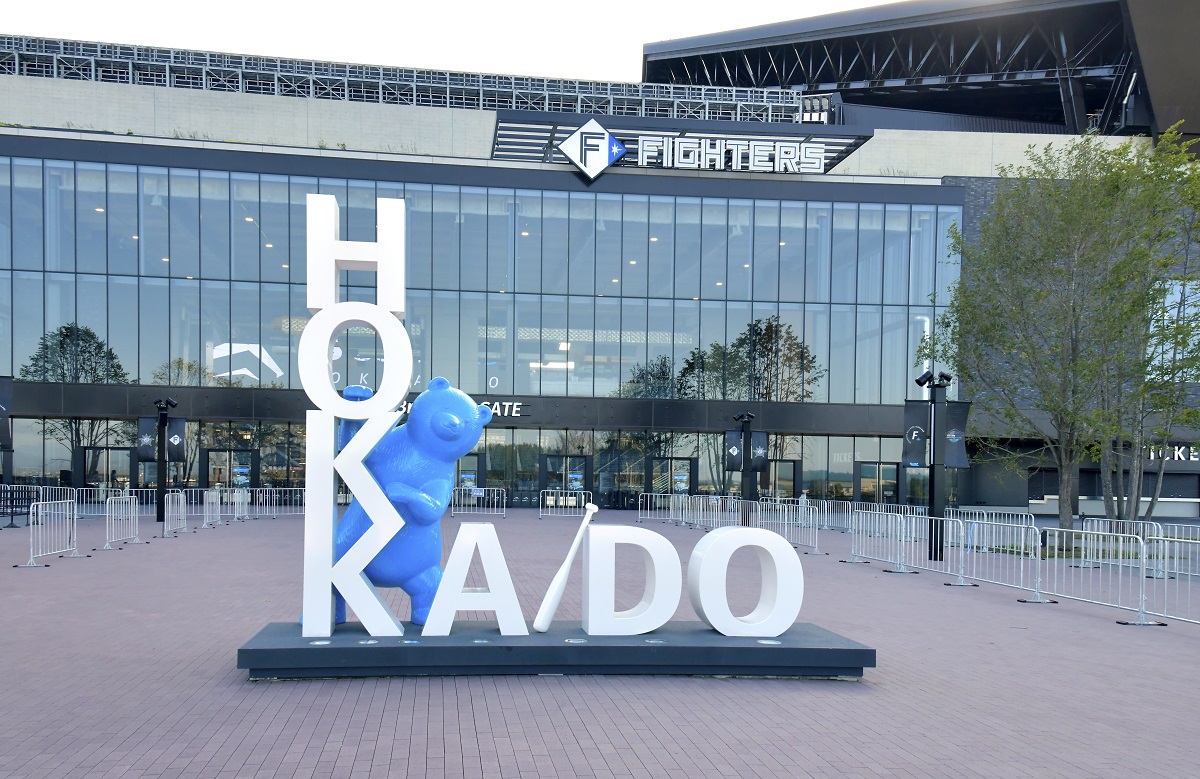 3塁側メインゲート