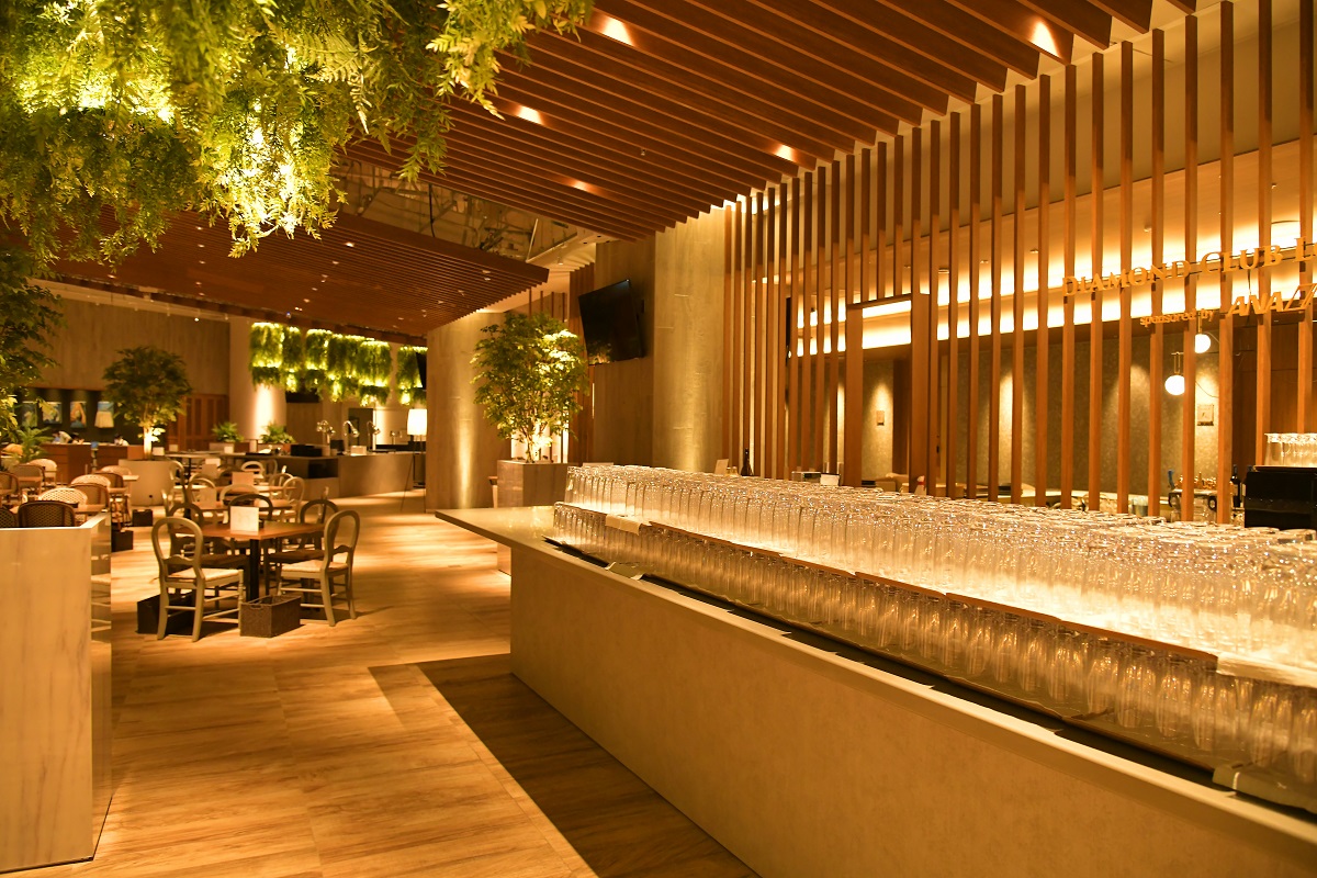 球場内とは思えない、落ち着いたおしゃれな空間