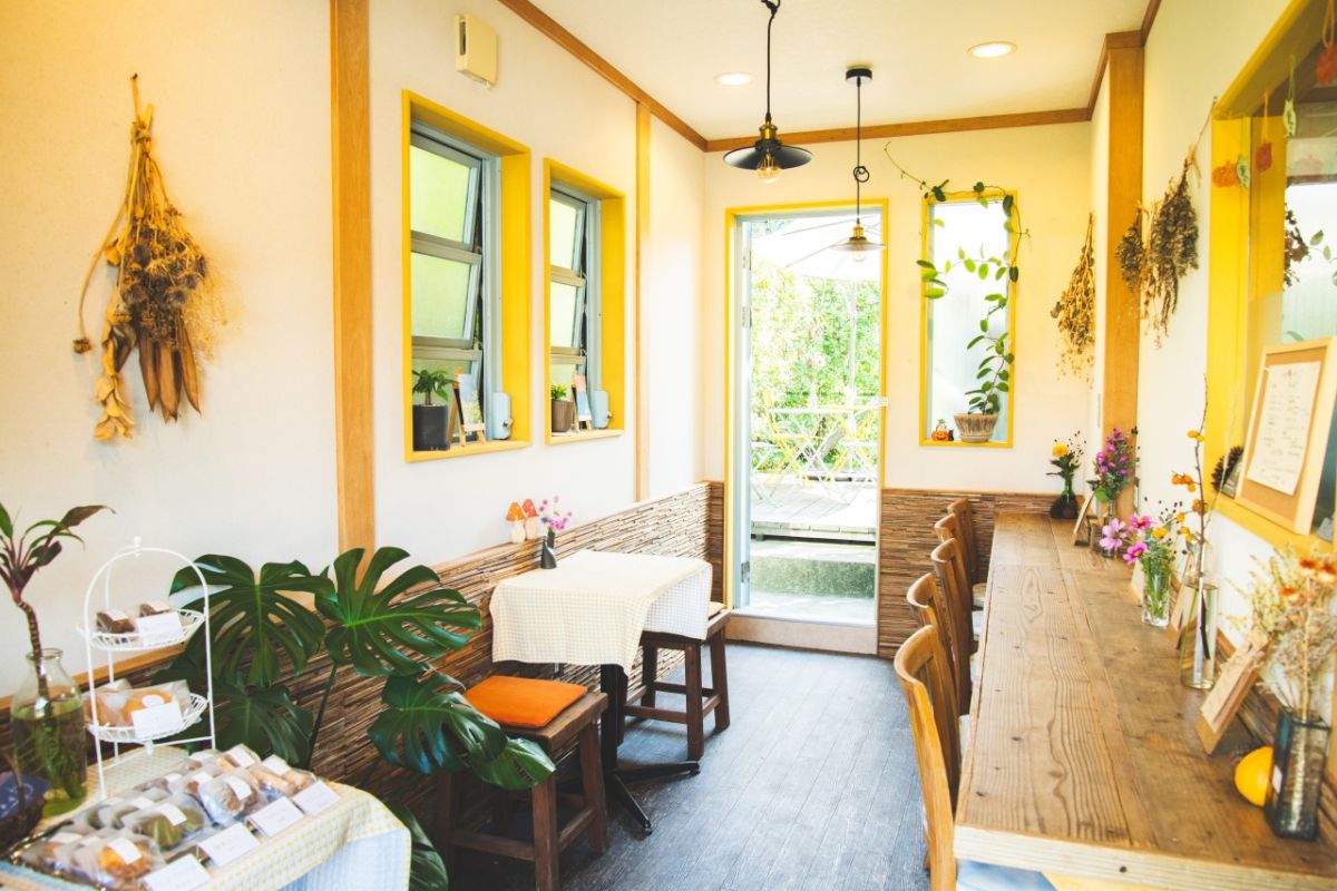 店主こだわりの店内