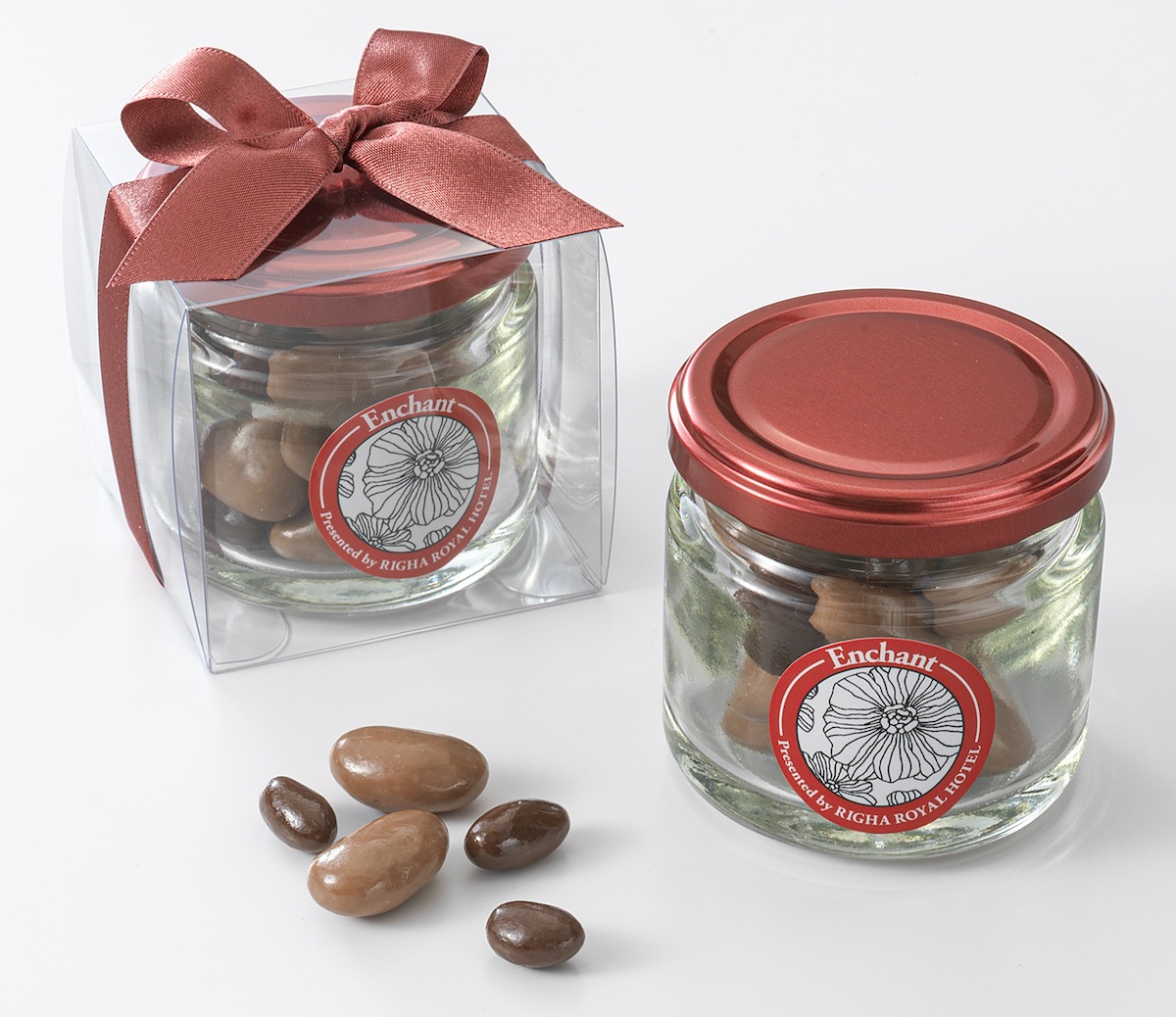 「フラワーボトルギフト」75ｇ1080円　※お酒の使用あり