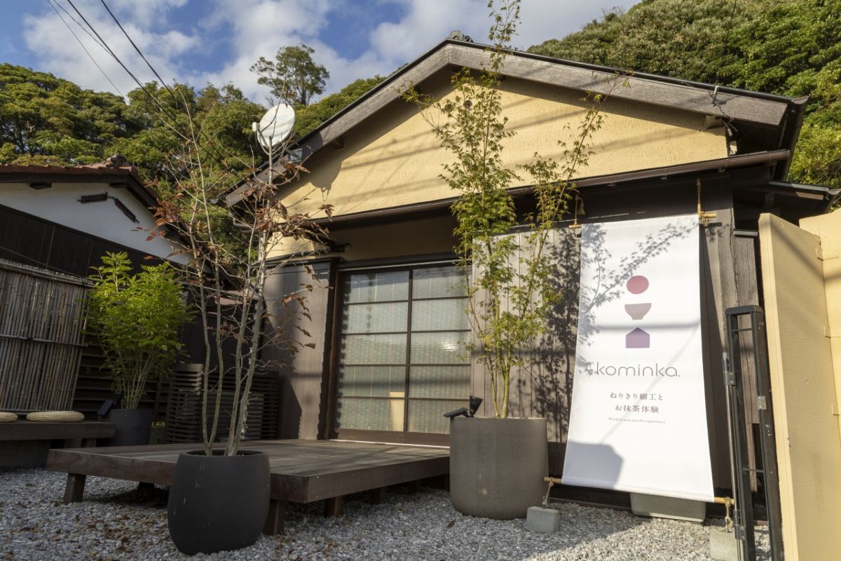 ウッドデッキの庭付き