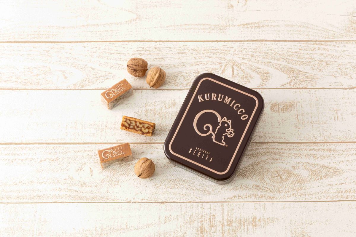 「クルミっ子」10個入り（缶）2160円／日持ち：常温で70日