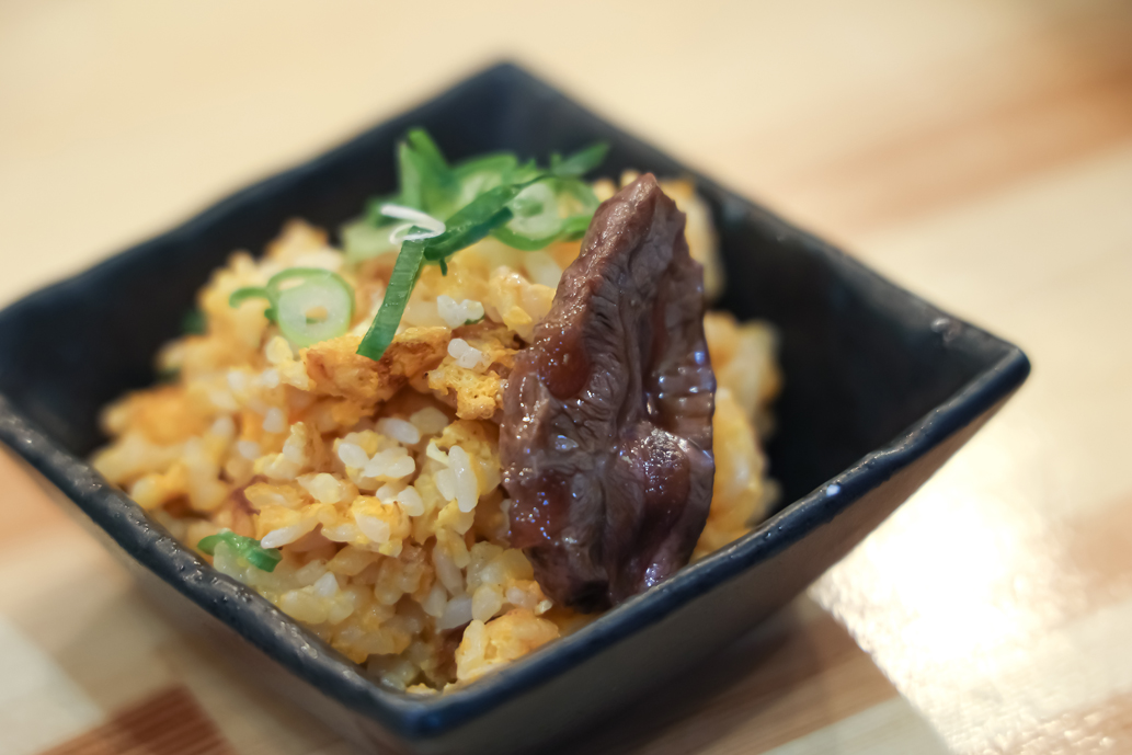 しょうゆをかけてお焦げを作るなど、作る人の好みが垣間見えるも楽しい