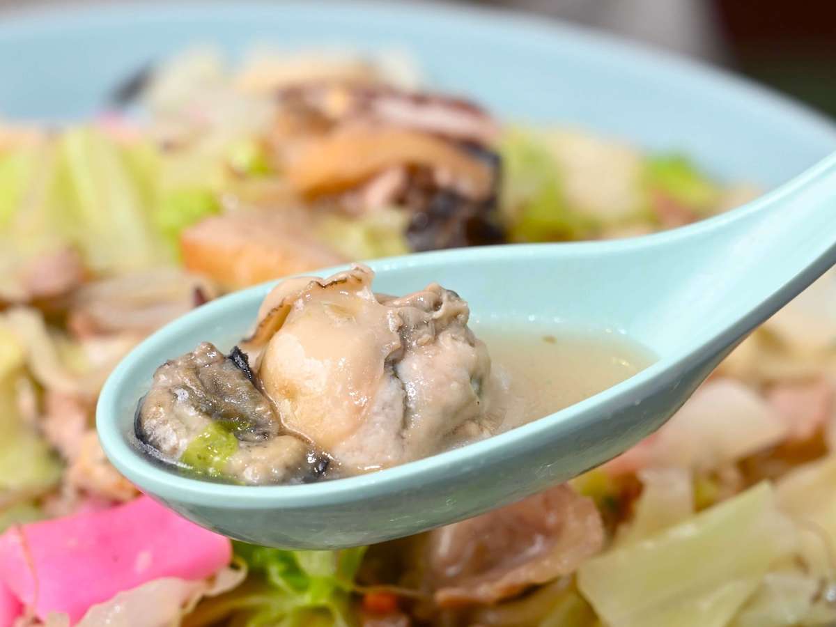 大ぶりの牡蠣がゴロゴロ！