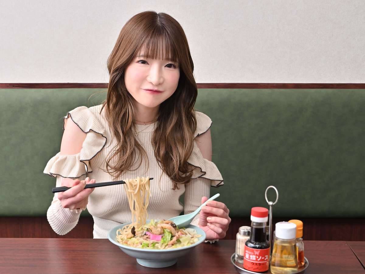 中太麺とスープのバランスも最高♪