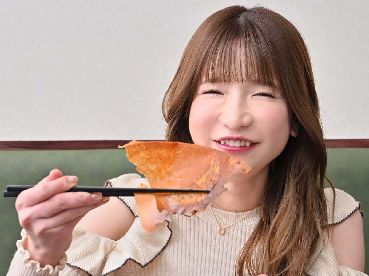 羽根の大きさと香ばしさに惚れ惚れ～