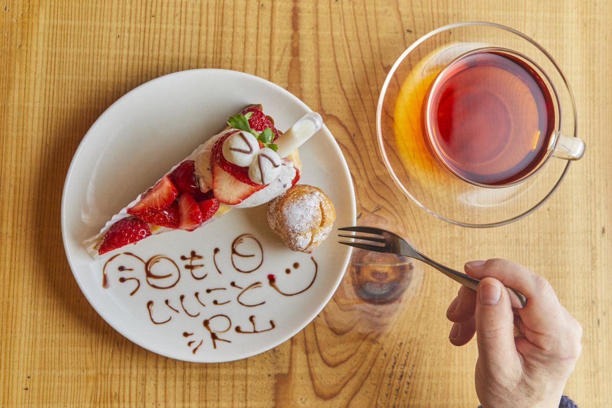 カフェ キンモクセイのケーキ