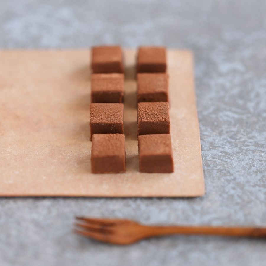 「生チョコ あんショコラ」（1個）1080円/アンフィニ