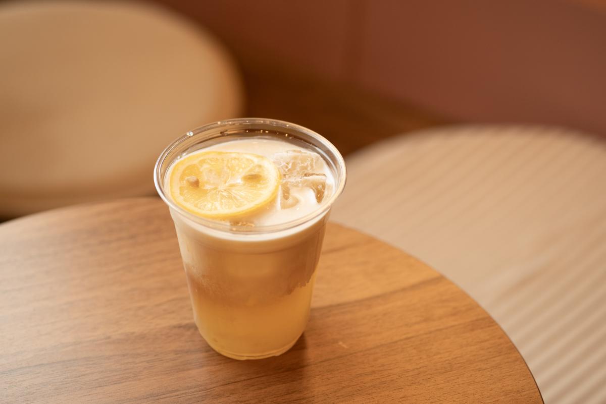 「熱海レモンローストティー」650円