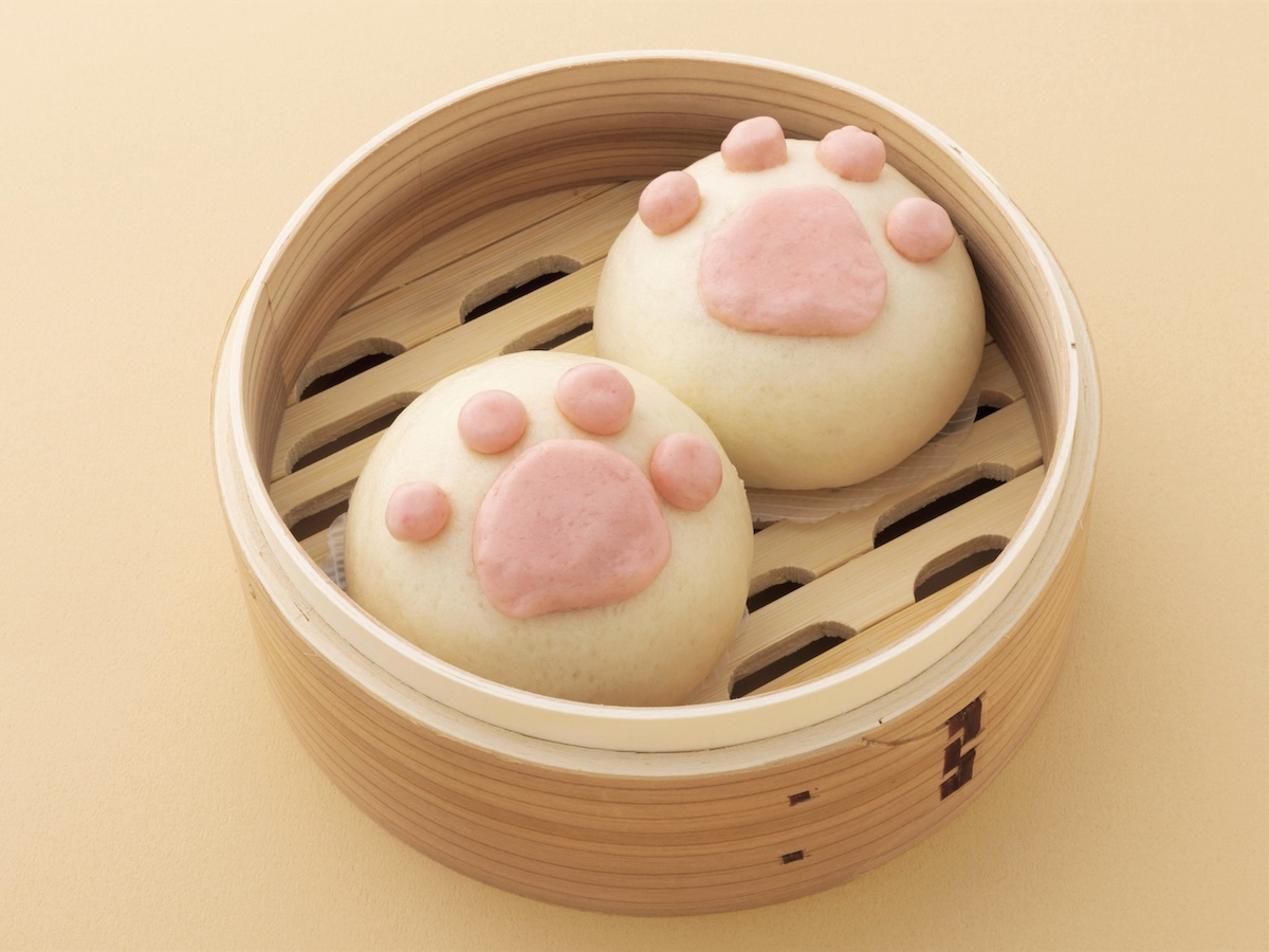 「にくきゅ〜あんまん」1個324円/パオパオ