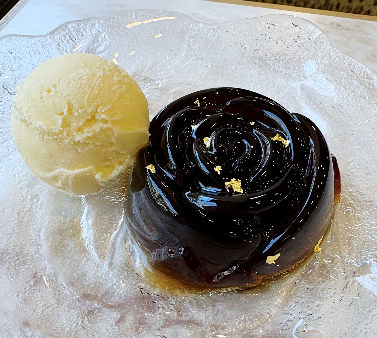 「黒薔薇」600円