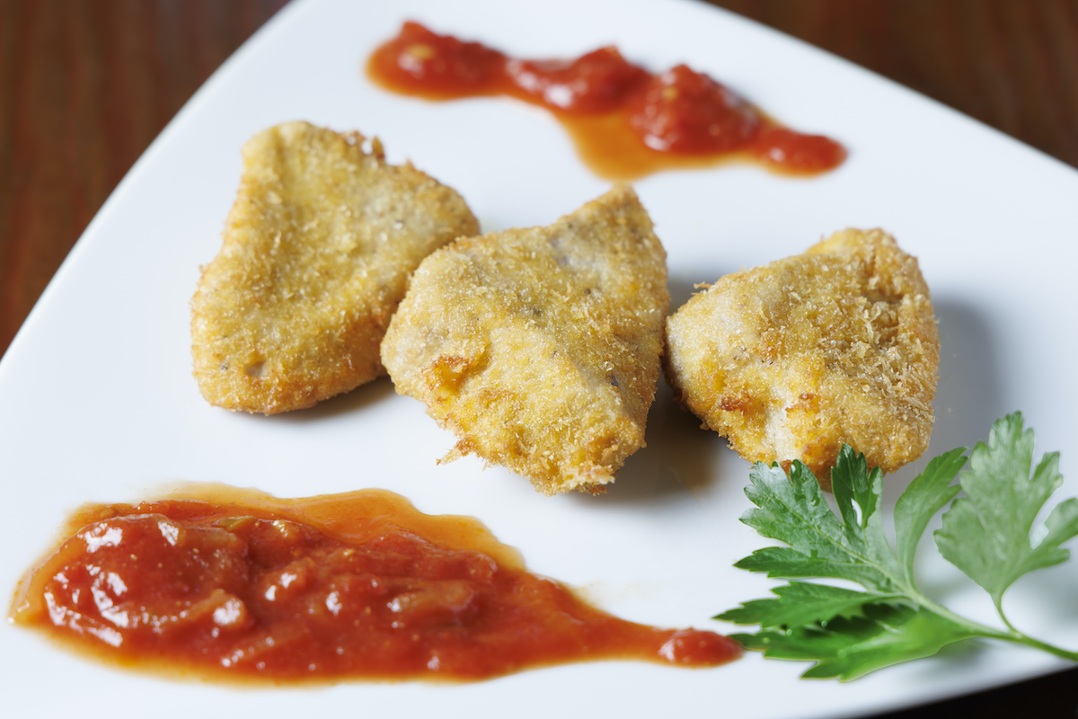 「かつじゃないよ かつおだよ!（トマト）ソースかつお!!」748円