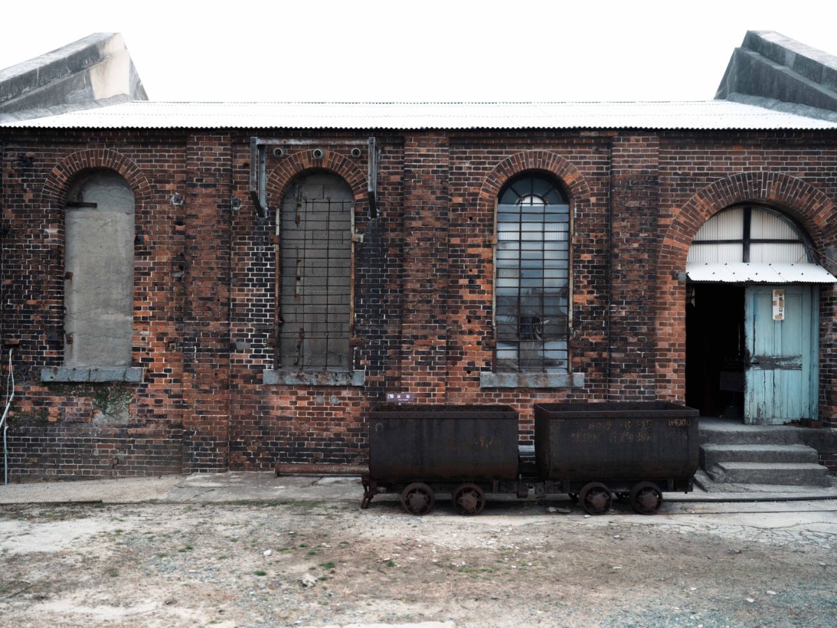 「三池炭鉱 宮原坑」第二竪坑巻揚機室 撮影/ryo tabi