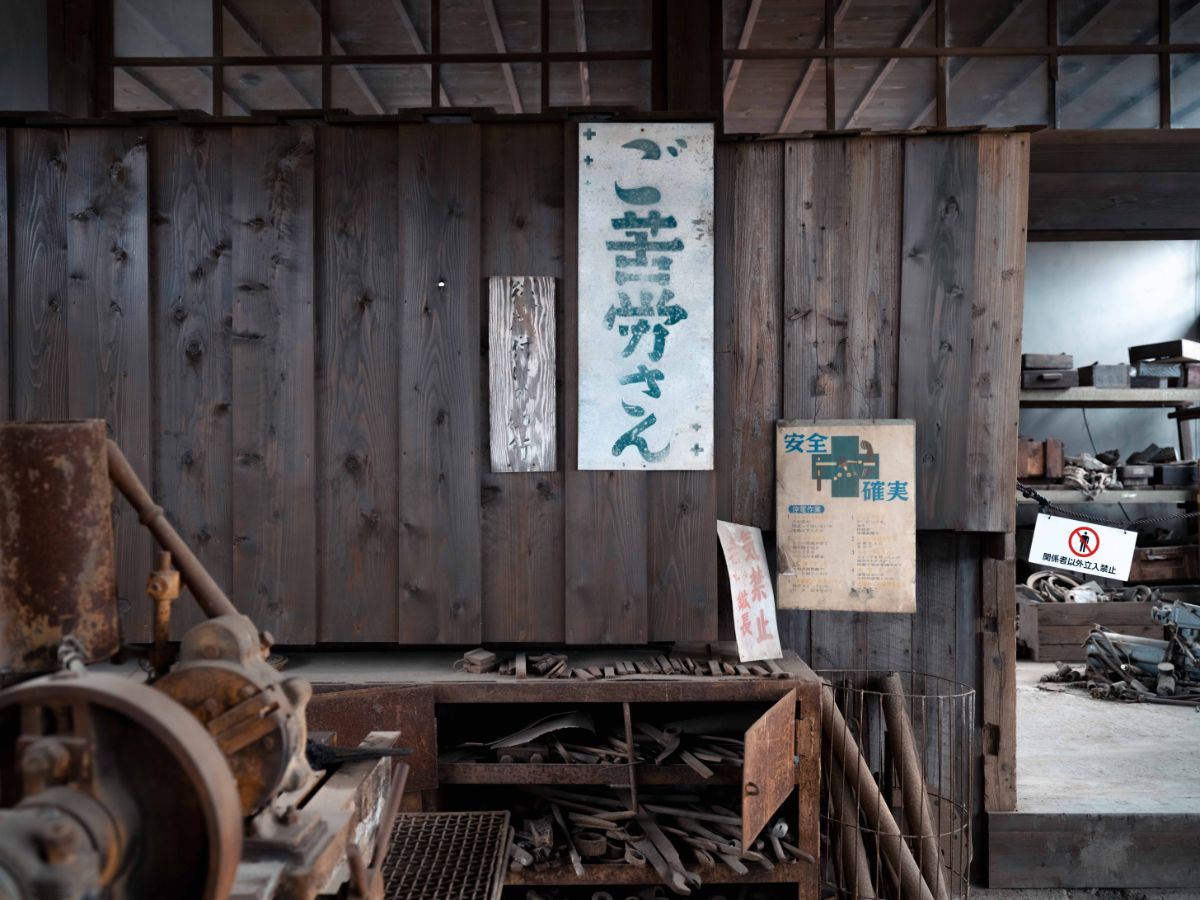 「三池炭鉱 万田坑」職場とよばれた機材をメンテナンスする建物 撮影/ryo tabi