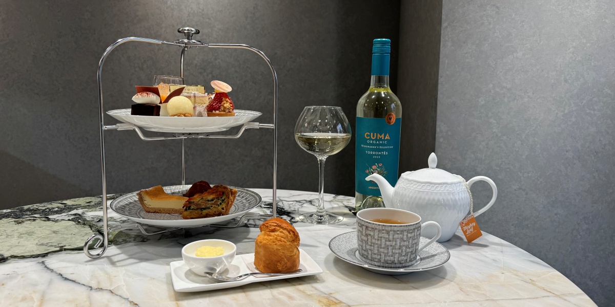 エルメスのお皿で味わえる！ 成城「HARMONISÉ」のとっておきアフタヌーンティー