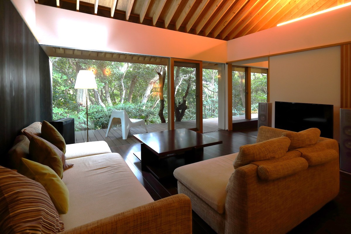 メゾネットタイプの客室「デラックススイート」