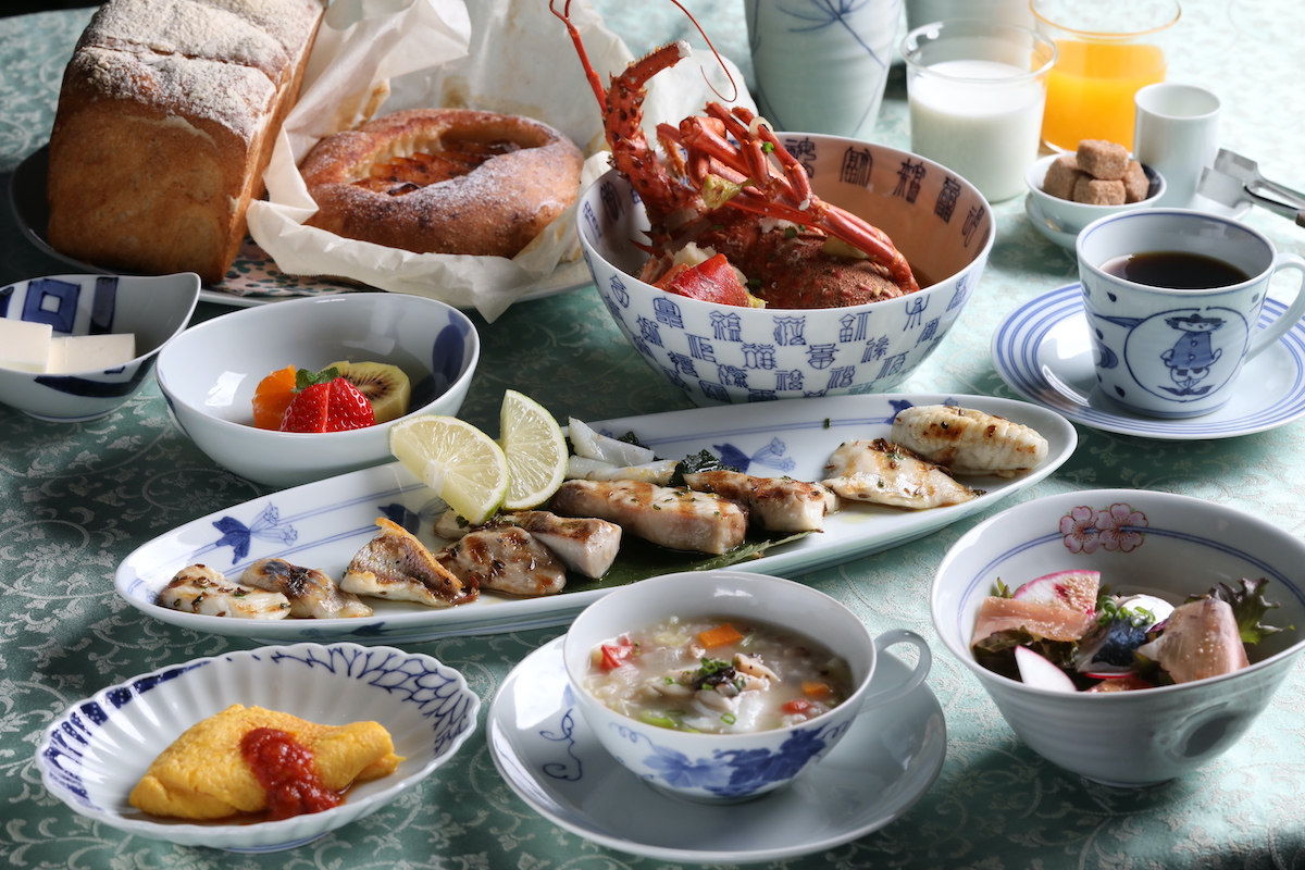 朝食。このボリュームで1人前（パンは2人前）