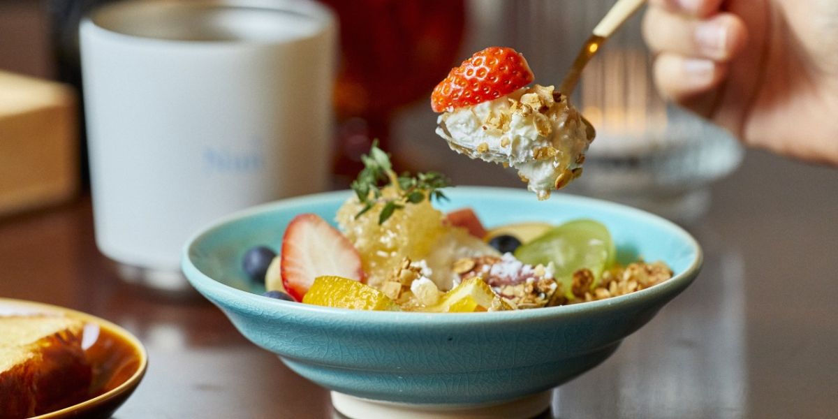 京都の路地裏に発見！自家製ギリシャヨーグルトの専門店で、高タンパク、ヘルシーなスイーツ時間