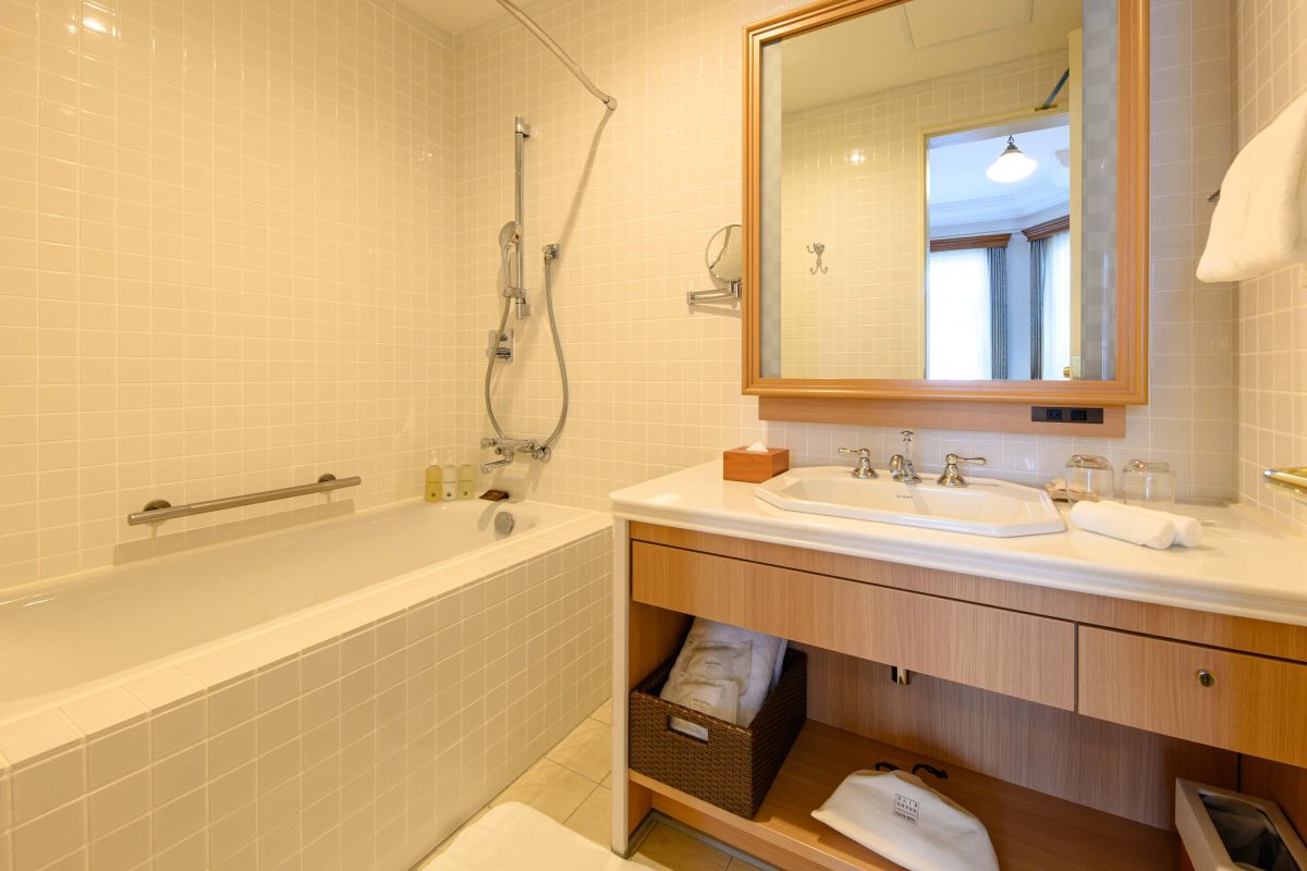 洗面所とお手洗いはリニューアル時に新しくなっているので、歴史あるホテルながら水回りはとても綺麗