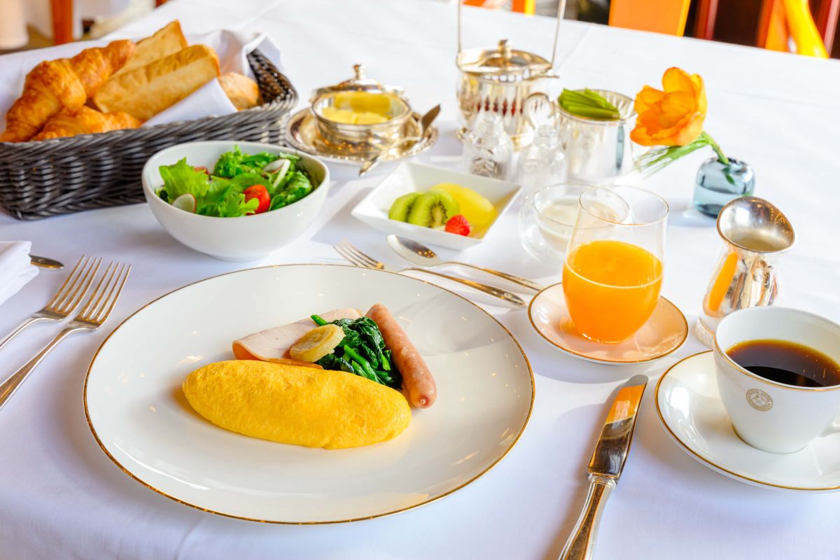 「ブレックファスト フジヤ」