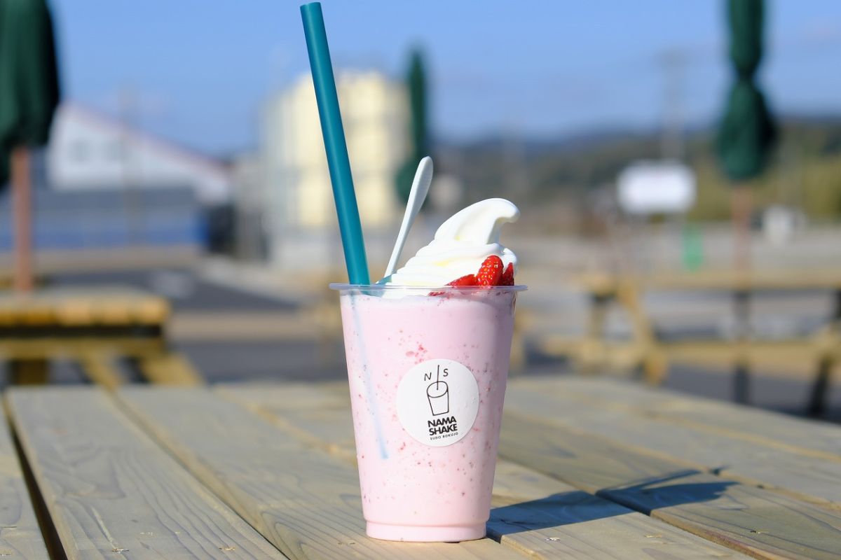 「生シェイク　苺」800円（期間限定）