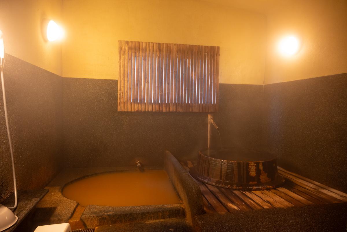 浴場「楓呂（かえでろ）」は滞在中何度でも利用できる