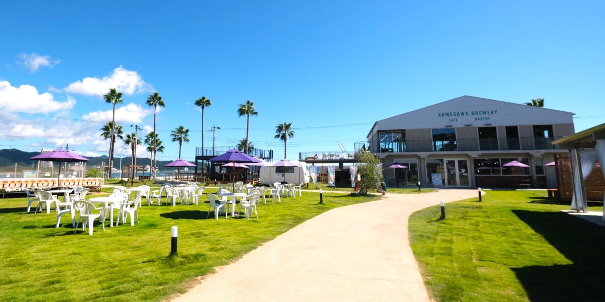 【千葉】Kamogawa SEASIDE BASEが鴨川に誕生! 海辺でクラフトビールやスイーツ、浜焼きを楽しもう