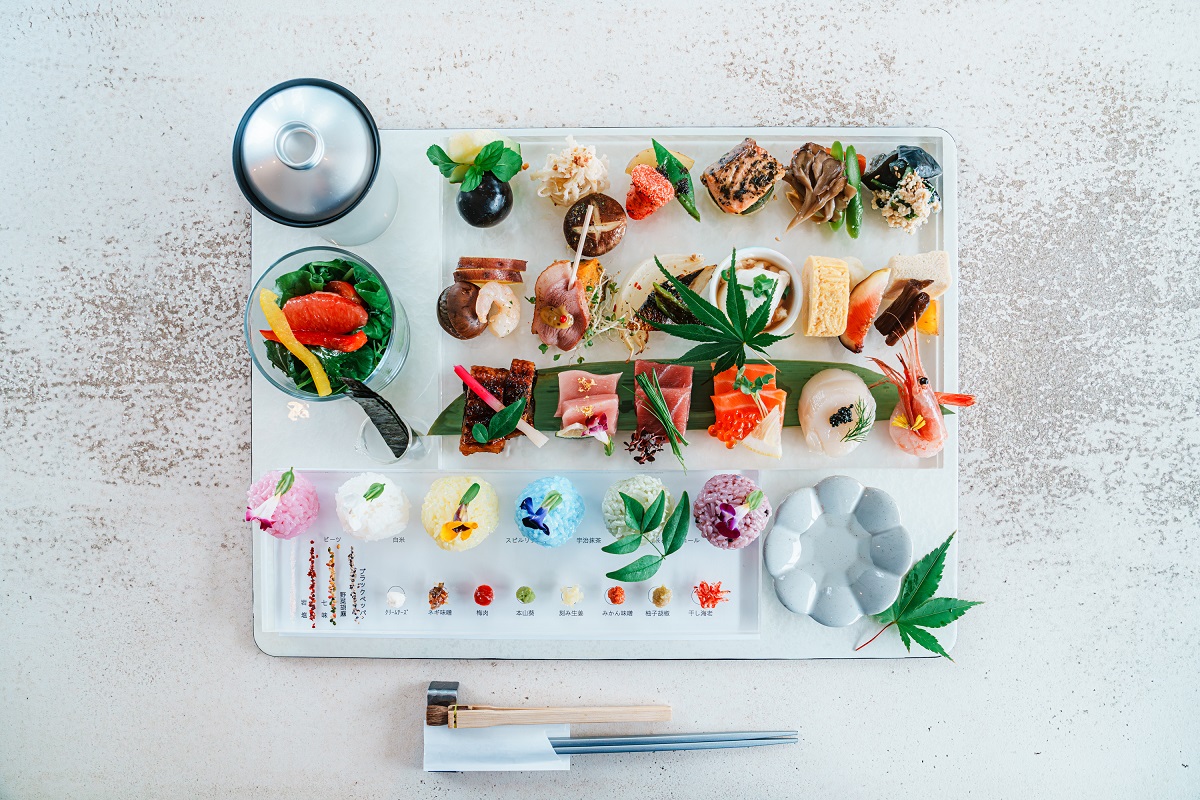 キャプション入るキャプション入る